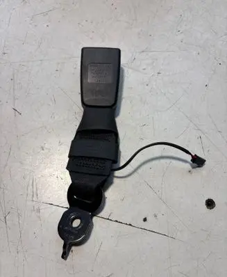 BMW 5 F10 F11 Middle seatbelt buckle (rear) 7243275 B191011Z 34088414