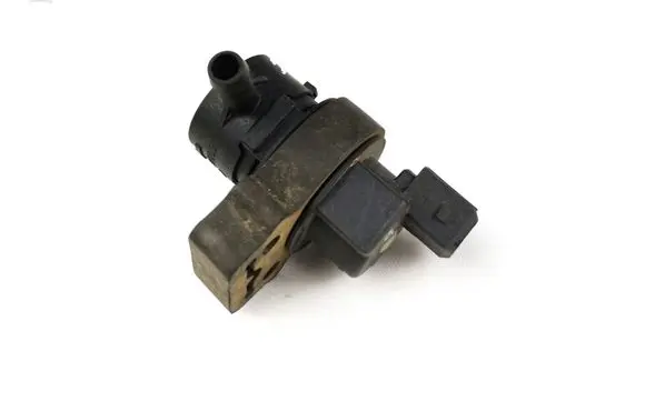 Mercedes-Benz SL R230 Valve vacuum 0004701593