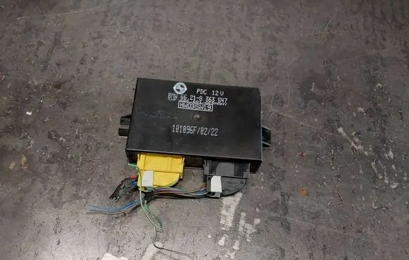 BMW 5 E39 Parking PDC control unit/module 8363547 66218363547