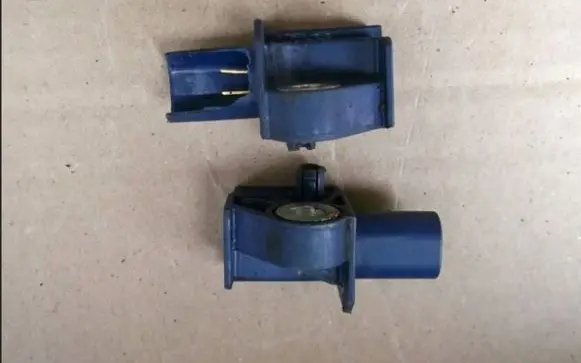 Mercedes-Benz E W212 Airbag deployment crash/impact sensor A2128204926