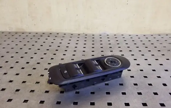 Ford Mondeo MK IV Electric window control switch AM2T14A132AA