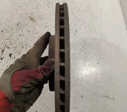 Opel Astra H Front brake disc