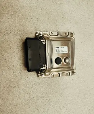 BMW X5 F15 Engine control unit/module 7436676 0281032222 002001000