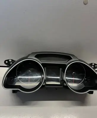 Audi A5 Sportback 8TA Speedometer (instrument cluster) 8T0920932J