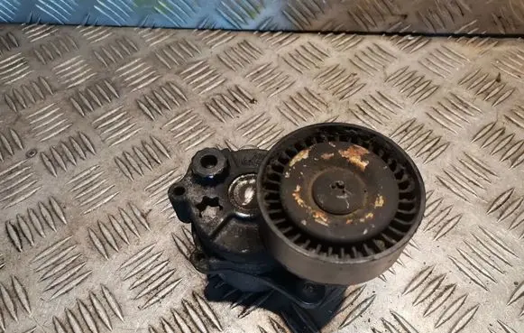 Mercedes-Benz C W203 Generator/alternator belt tensioner A6112000570 6112000570