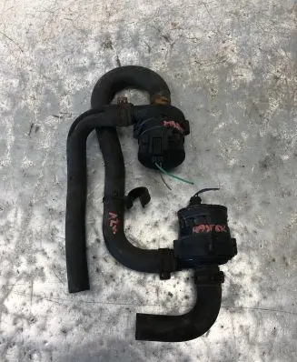 Renault Master III Water pump