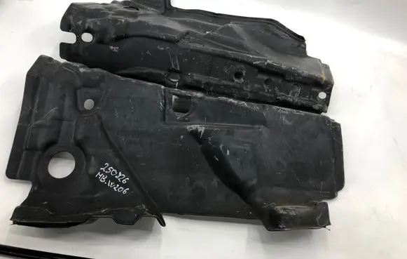 Mercedes-Benz C W206 Sound insulation of firewall 