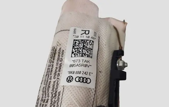 Audi A4 S4 B8 8K Seat airbag 8K0880242E 30111048 673TAK