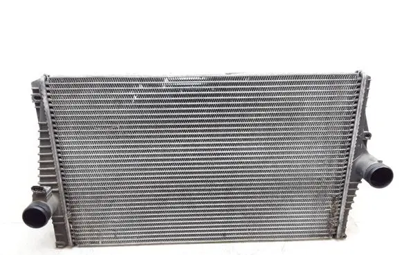 Volvo XC90 Intercooler radiator 30748808