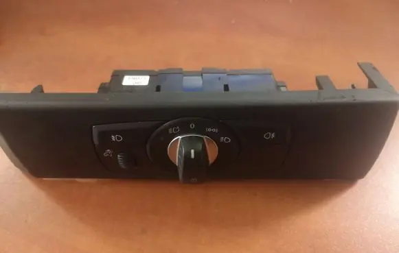BMW 5 E60 E61 Light switch 6988565