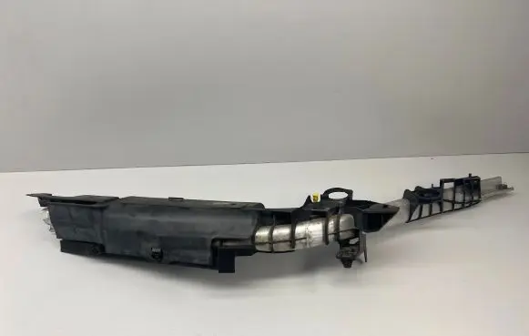 Mercedes-Benz A W176 Top upper radiator support slam panel