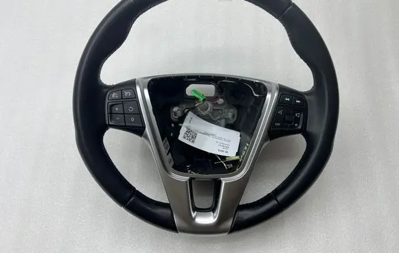 Volvo V40 Steering wheel 31455089