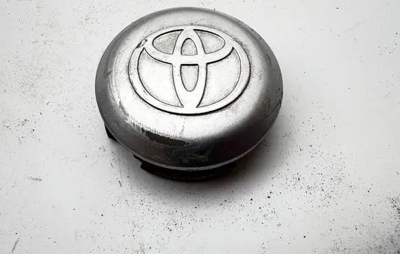 Toyota Avensis T220 Original wheel cap 426030503000
