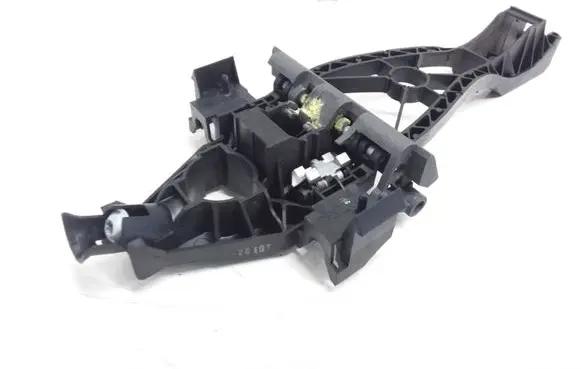 Volvo C30 Front door coupe exterior handle/bracket 30784202