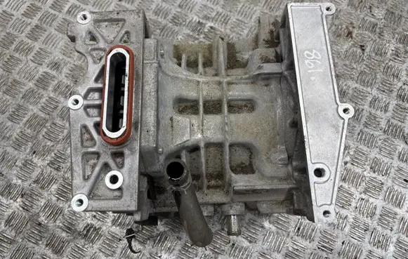 Nissan Leaf II (ZE1) Electric car motor 381901Z EM57