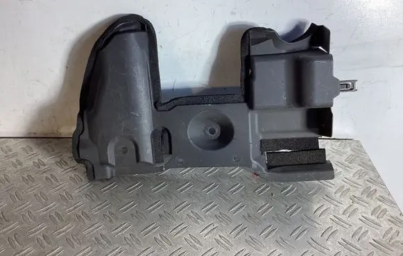 Lexus GS 250 350 300H 450H Intercooler air guide/duct channel 5315430280