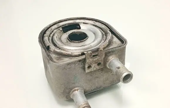 Suzuki Grand Vitara II Engine oil radiator 9650863380