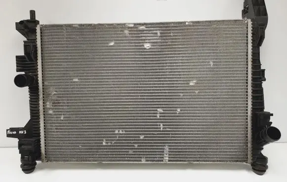 Ford Focus Coolant radiator CV618005VB