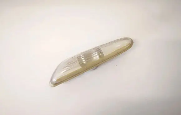 BMW 5 E60 E61 Front fender indicator light 71657421 7165742-1 716574217165742-1