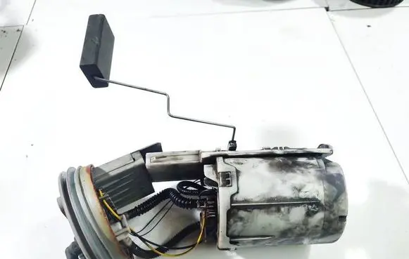 Audi A6 S6 C5 4B In-tank fuel pump 4B0919050 4B0919050B