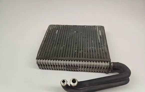 Air conditioning (A/C) radiator (interior)