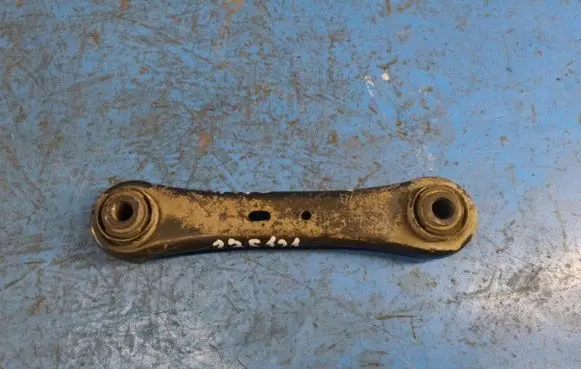 Volvo XC70 Rear control arm 31262931