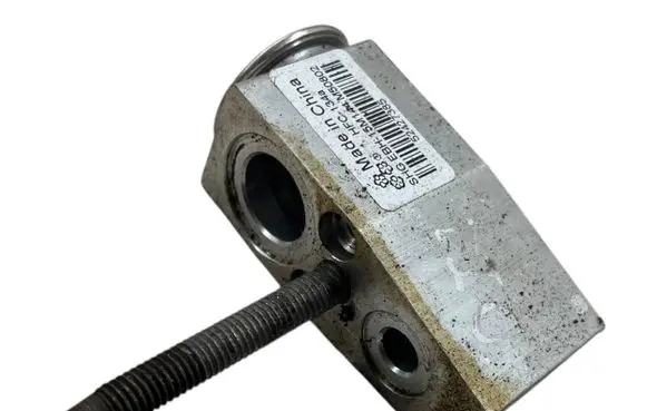 Opel Insignia A Air conditioning (A/C) expansion valve 52427385 HFC134A M50802