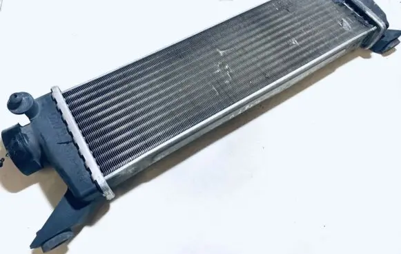 Mercedes-Benz A W168 Intercooler radiator a1685000000