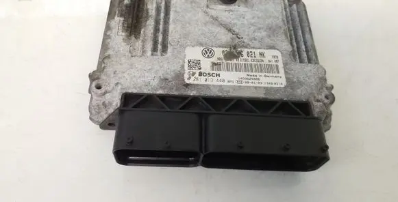 Volkswagen PASSAT B6 Engine control unit/module 03G906021NK 0281013440 1039S25986