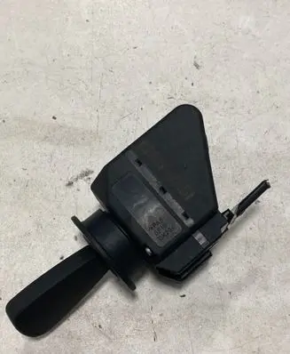 Mercedes-Benz E W210 Ignition lock 2105450208 33000301 105450208C