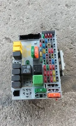 Opel Zafira A Fuse box set PA6GB20GF10