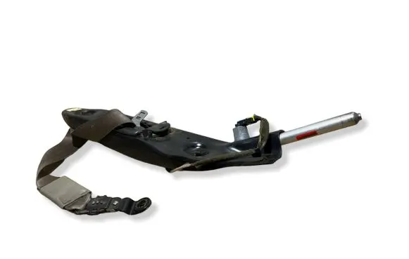 Volvo XC90 Front seatbelt 8639829