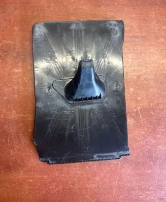 Battery tray