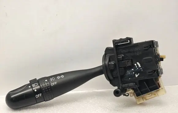 Toyota Yaris Indicator stalk 1736482