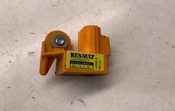 Renault Laguna II Airbag deployment crash/impact sensor 8200090507A 550792100