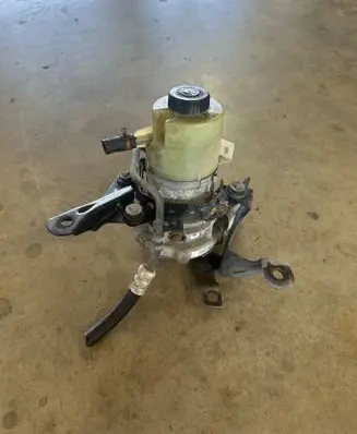 Renault Trafic III (X82) Power steering pump 491100616R 93457191 150216