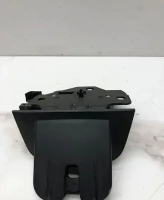 Audi A4 S4 B7 8E 8H Tailgate/trunk/boot lock/catch/latch 8P4827505B