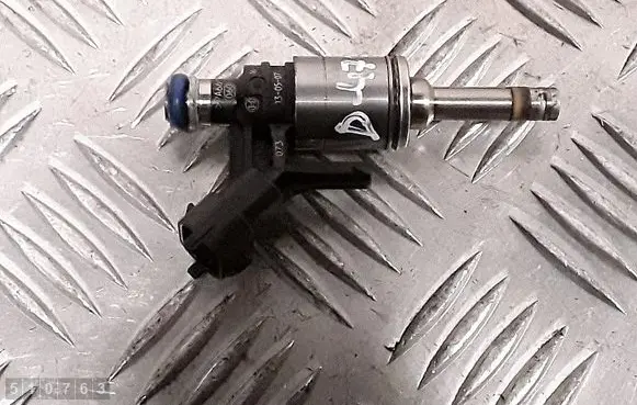 Fuel injector