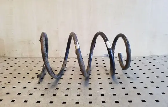 Toyota Corolla Verso AR10 Front coil spring