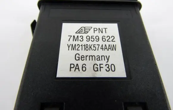 Seat Alhambra (Mk1) Windscreen/window heater switch 7M3959622
