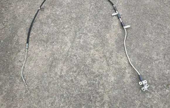 Nissan Leaf I (ZE0) Hand brake release cable 