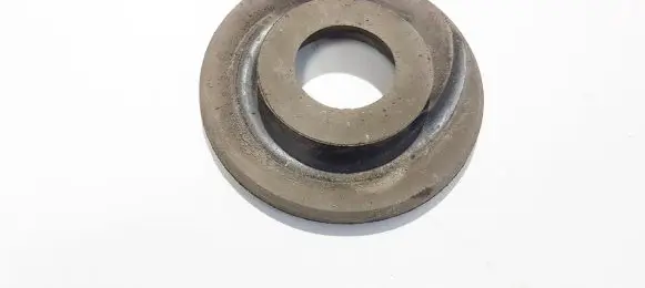 Volkswagen Touran I Front coil spring rubber mount 1k0512149b