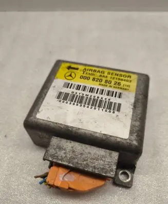 Mercedes-Benz C W202 Airbag control unit/module 0008208026 12198403