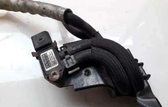Volkswagen Transporter - Caravelle T5 Air pressure sensor 076906051B VWAG4913TN3