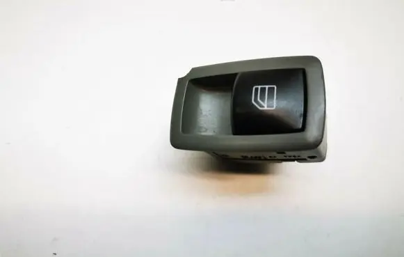 Mercedes-Benz R W251 Electric window control switch A2518200510