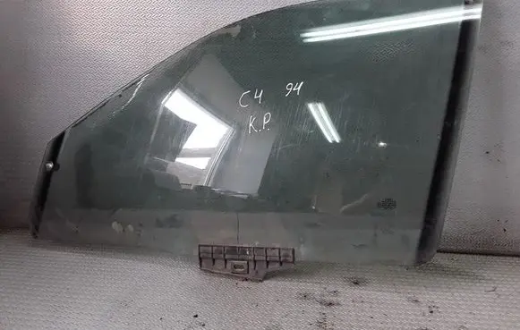 Audi A6 S6 C4 4A Front door window glass four-door