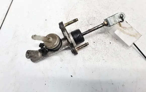 Clutch master cylinder