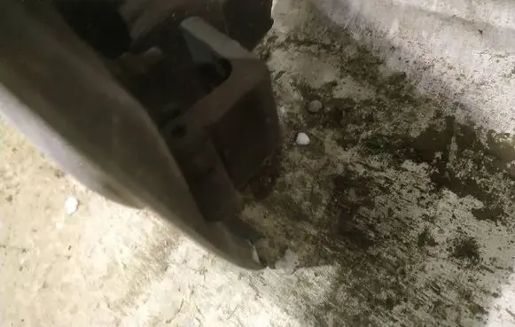 Citroen C8 Front door upper hinge 