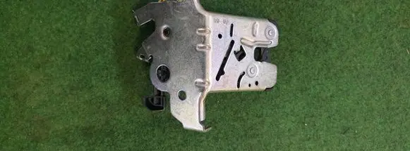 Audi A4 S4 B9 8W Tailgate/trunk/boot lock/catch/latch 4M0827506D