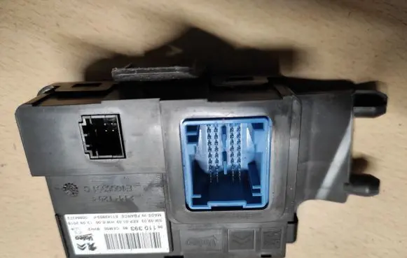 Citroen C3 Aircross Climate control unit 9811039380